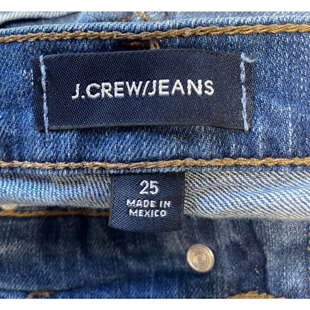 J.Crew High-rise denim short with exposed button fly - Picture 4 of 5